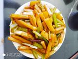 芹菜土豆条的做法[图]