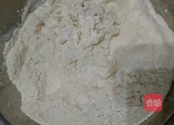 家庭自制手工凉皮的做法图解1