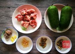 节瓜脊骨煲的做法图解1