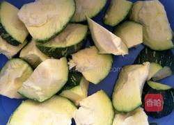 瓜豆玉米甜汤的做法图解1