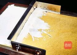 草莓甜心蛋卷的做法图解17