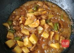 土豆烧牛肉的做法图解9