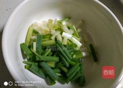 香菇炒鸡脯的做法图解2