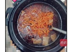 虫草花墨鱼排骨汤的做法图解4