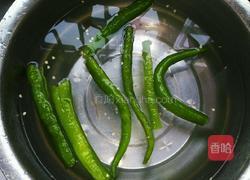 青椒火腿炒蛋的做法图解2