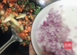 家常腊肠焖饭的做法图解10