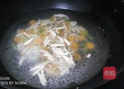 鸡丝蔬菜营养面的做法图解6