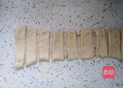椒盐花卷的做法图解7