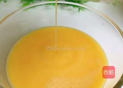 秋葵酱香鸡蛋卷的教学的做法图解4