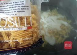 什锦丸子配螺旋意面的做法图解13