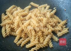 什锦丸子配螺旋意面的做法图解17