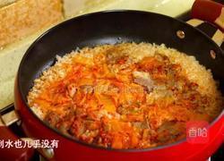 芝士飘香的辣白菜炒五花肉豆芽饭，还要再来一碗！的做法图解12