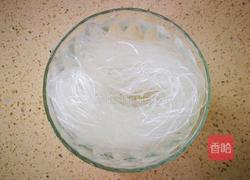 香辣金针菇粉丝的做法图解2