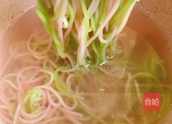 面条鸡蛋饼的教学的做法图解4