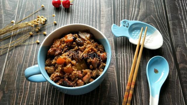 香菇鸡肉焖饭