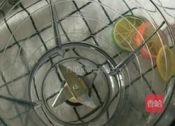 西瓜沙冰氣泡水的做法圖解2