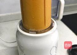 蜂蜜芒果思慕雪的做法图解6