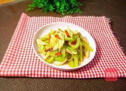 西芹炒腐竹的做法图解1