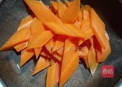 西葫炒胡萝卜的做法图解3
