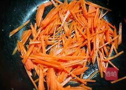 胡萝卜炒土豆丝的做法图解5