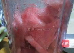 酸奶西瓜冰淇淋的做法图解3
