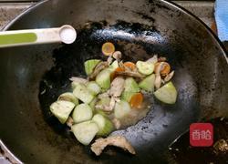 丝瓜撞牛排菇的做法图解5