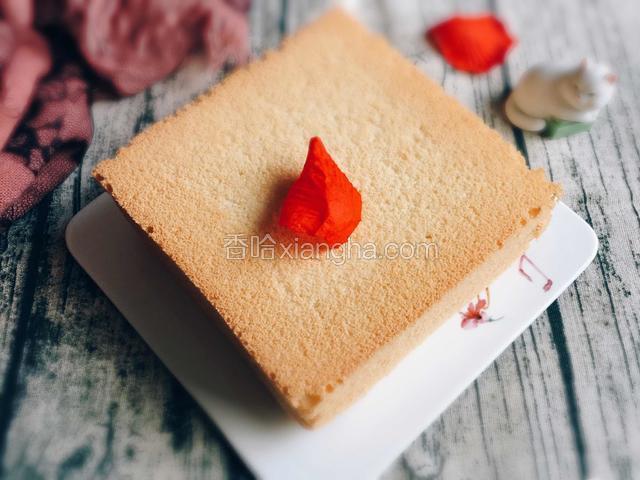 方模蛋糕一个。