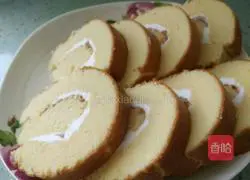 Illustration of how to make cream cake roll 12