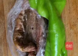 Illustration of how to make spicy pepper sausage 1