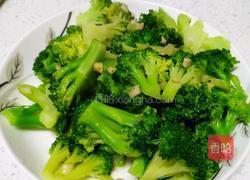 素炒西蓝花的做法图解8