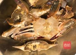 海鲜大焖锅的做法图解1