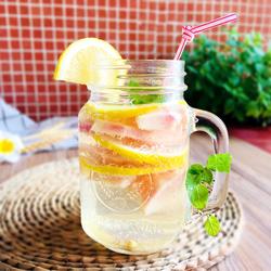 蜜桃苏打水的做法[图]