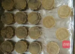 Cantonese-style mooncake recipe illustration 6