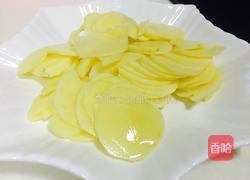 家常辣炒土豆片的做法图解1