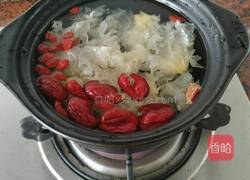 红枣雪耳糖水的做法图解4