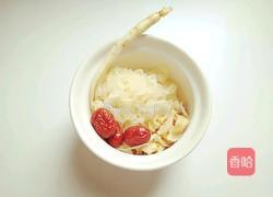 人参银耳莲子羹 增强免疫力还清热 的做法图解4