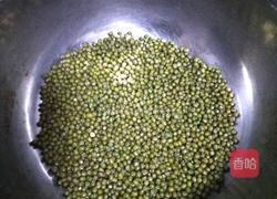 发绿豆芽的做法图解1