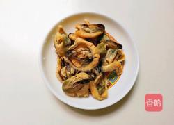 淡菜蛹虫草海带骨头汤的做法图解3