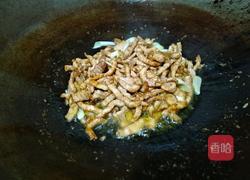 青椒胡萝卜炒肉丝的做法图解10