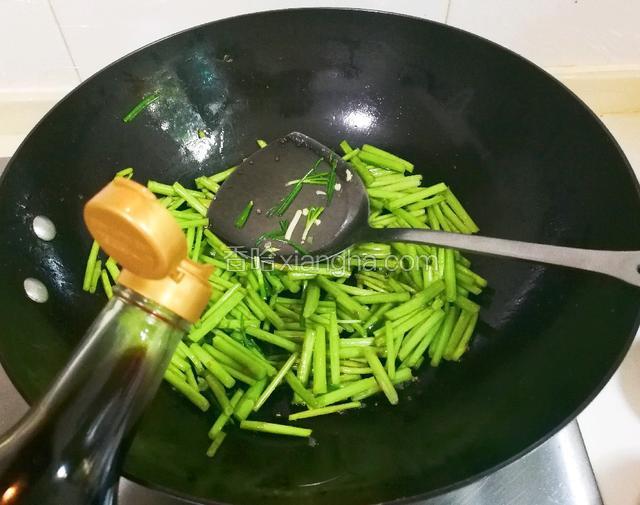 放适量生抽