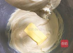 奶香牛角包的做法图解7