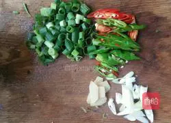 Illustration of how to make bitter melon with eggs 2