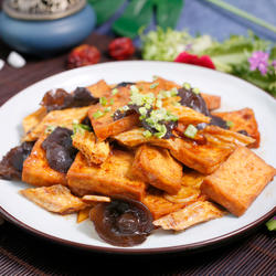 烧豆腐|辛辣鲜香，超级下饭的做法[图]