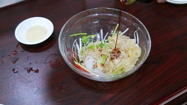 最后加入劲霸刺身鲜露