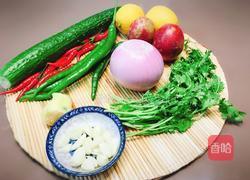 网红柠檬百香果鸡爪的做法图解1