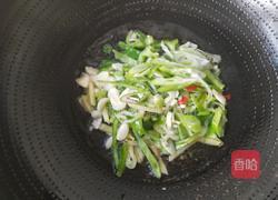双椒炒茭白的做法图解7
