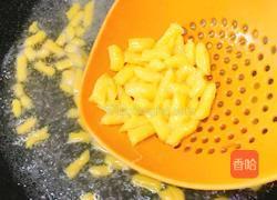 胡萝卜银鱼粒粒面的做法图解7