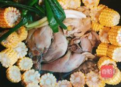 霸王花海皇三宝玉米子鸡汤的做法图解6