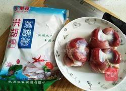 山椒泡藕带鸡胗的做法图解1