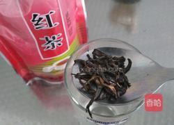 柠檬冰红茶的做法图解1